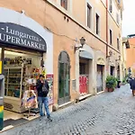 Trastevere Alla Lungaretta, Rome